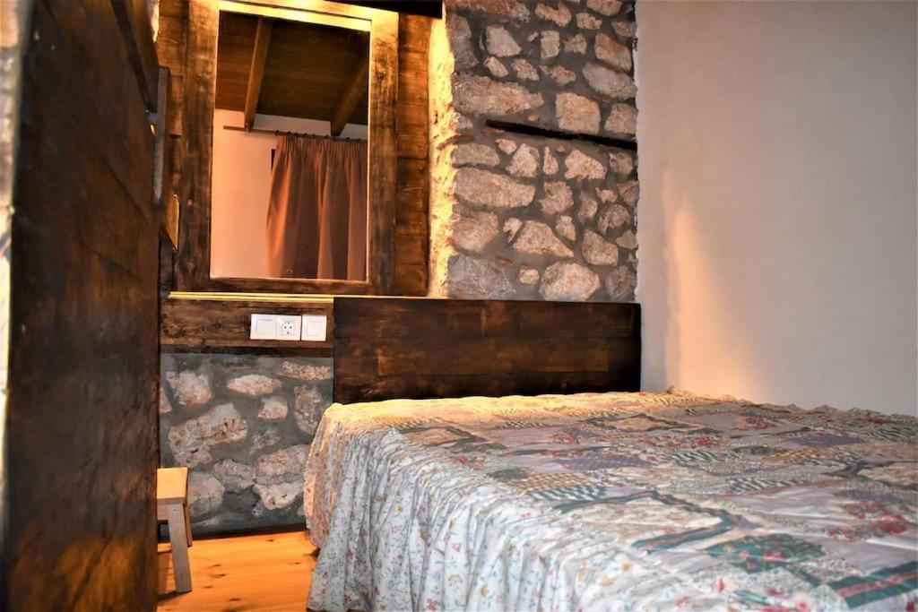 Вілла Μικρή Πέτρινη Μεζονέτα 2 Lilaia Екстер'єр фото